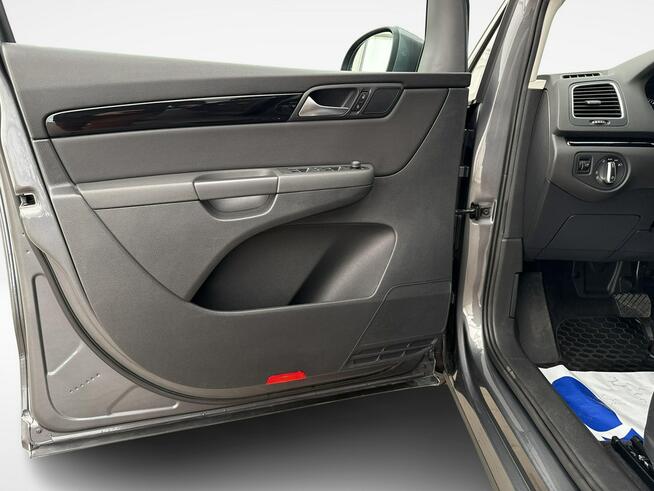 Volkswagen Sharan 1,4 TSI DSG (150 KM) Highline  6-Os. Salon PL F-Vat Warszawa - zdjęcie 10