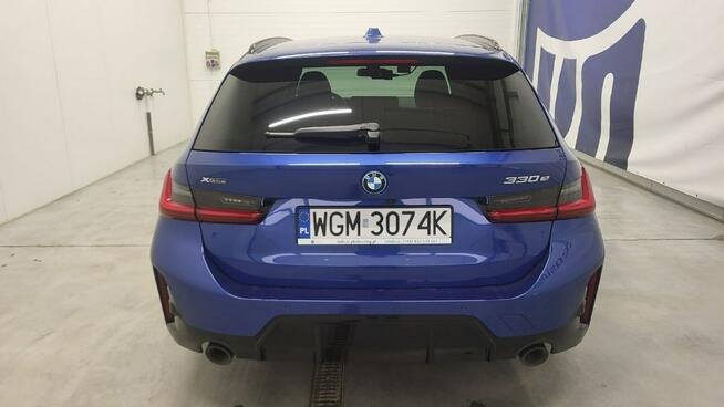 BMW 330 e PHEV xDrive M Sport sport-aut Grójec - zdjęcie 7