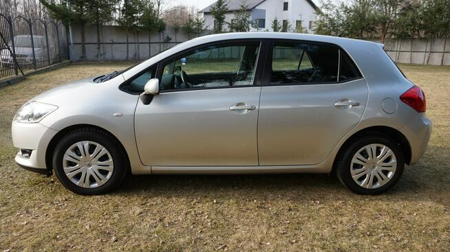 Toyota Auris zarejestrowany, ubezpieczony. Gwarancja. Polecam !!! Zielona Góra - zdjęcie 8
