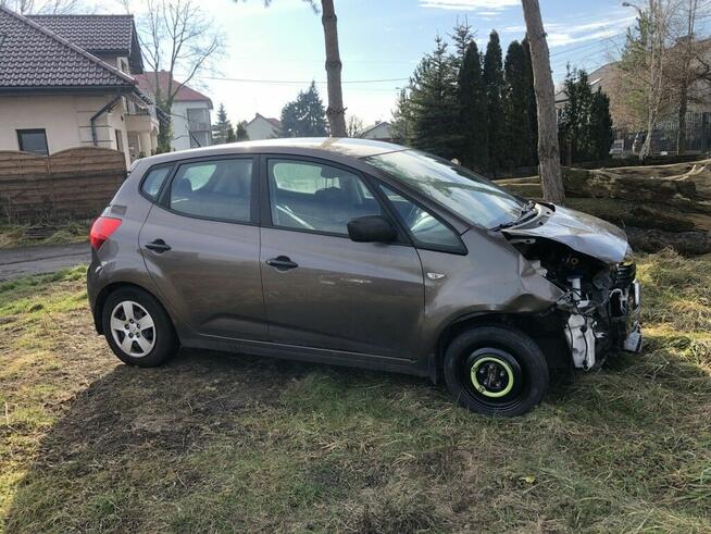 Kia Venga 1.4 benzyna MPI 90KM Klima Uszkodzony Uszkodzona Łódź - zdjęcie 3