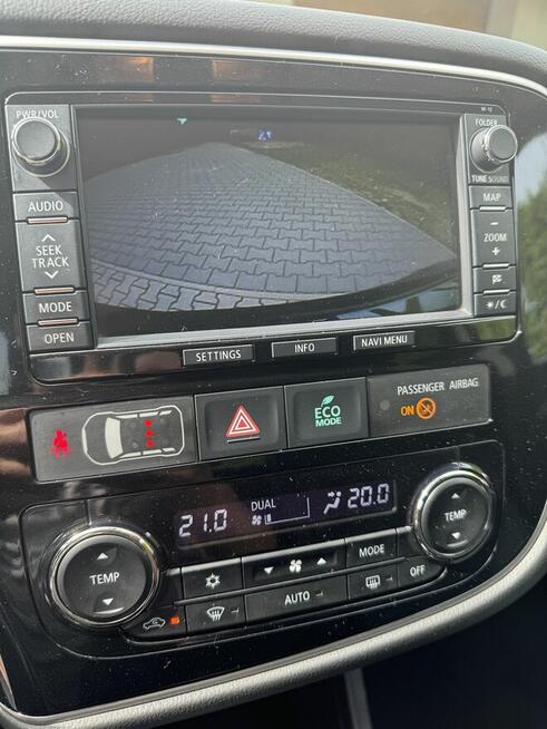 Mitsubishi Outlander 3 hybryda plug in PHEV Kraków - zdjęcie 11