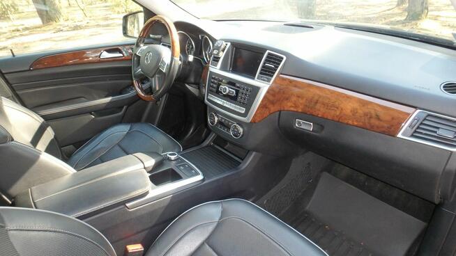 Sprzedam Mercedes ML 550 Otwock - zdjęcie 8