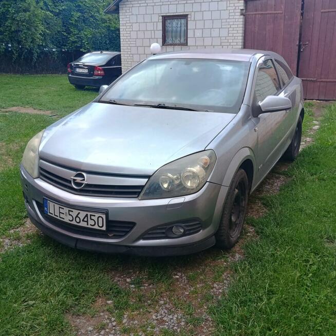 Opel Astra GTC 1.6 Benzyna 2005 Rok Bychawa - zdjęcie 1