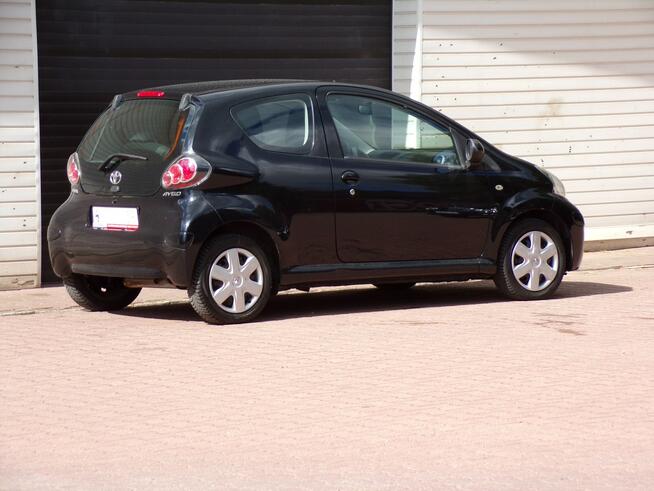 Toyota Aygo Klimatyzacja /Gwarancja /1,0 /69KM / Mikołów - zdjęcie 12