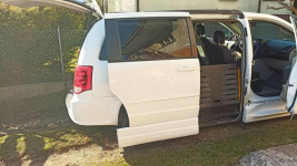 Dodge Caravan przystosowany do przewozu niepełnosprawnych Bielsk Podlaski - zdjęcie 8