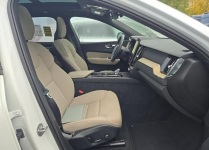 Volvo XC 60 Bogata wersja wyposażenia / AWD / B5 Wrocław - zdjęcie 10