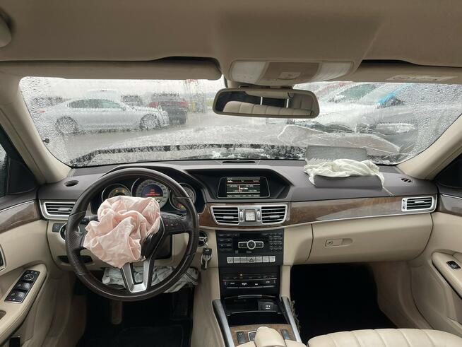 Mercedes E 250 4Matic Automat Elegance Gliwice - zdjęcie 8