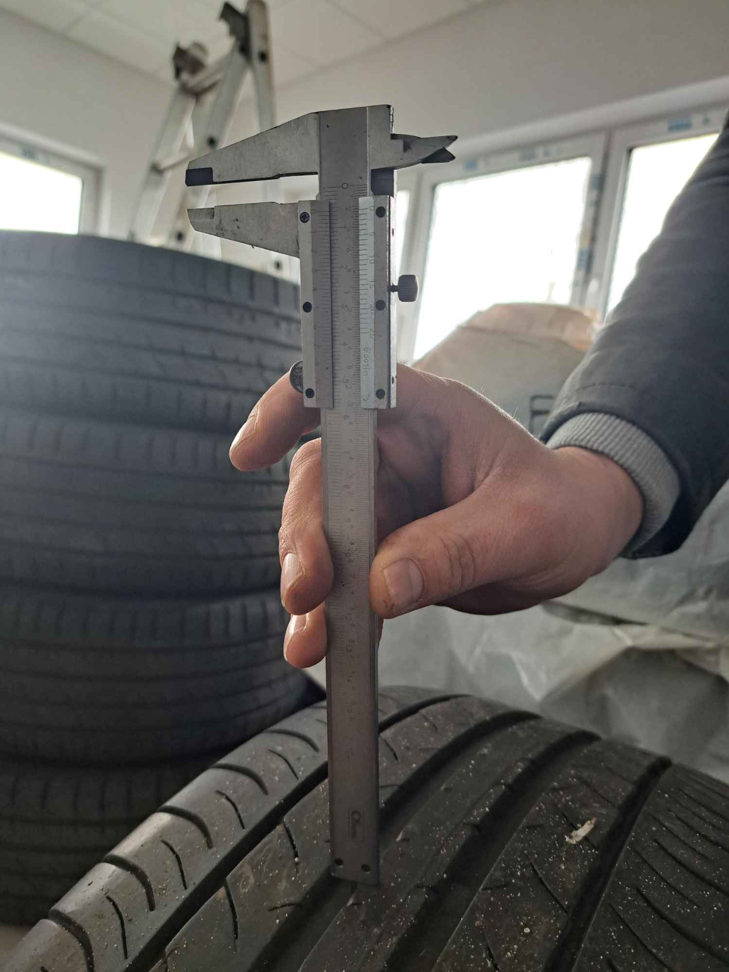 Opony letnie Opony Dunlop 235/45/R18 94Y SP Sport Maxx 050 Rzeszów - zdjęcie 2