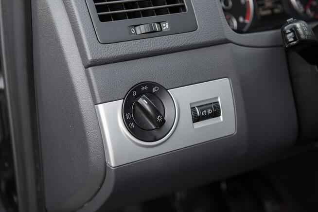 Volkswagen Multivan Podzagajnik - zdjęcie 12