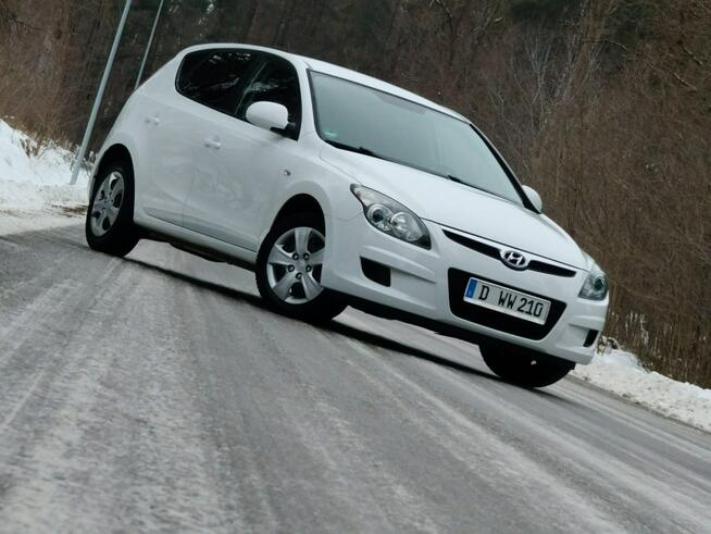 Hyundai i30 I 1.4 Benzyna 109KM Manual Ostrów Mazowiecka - zdjęcie 9