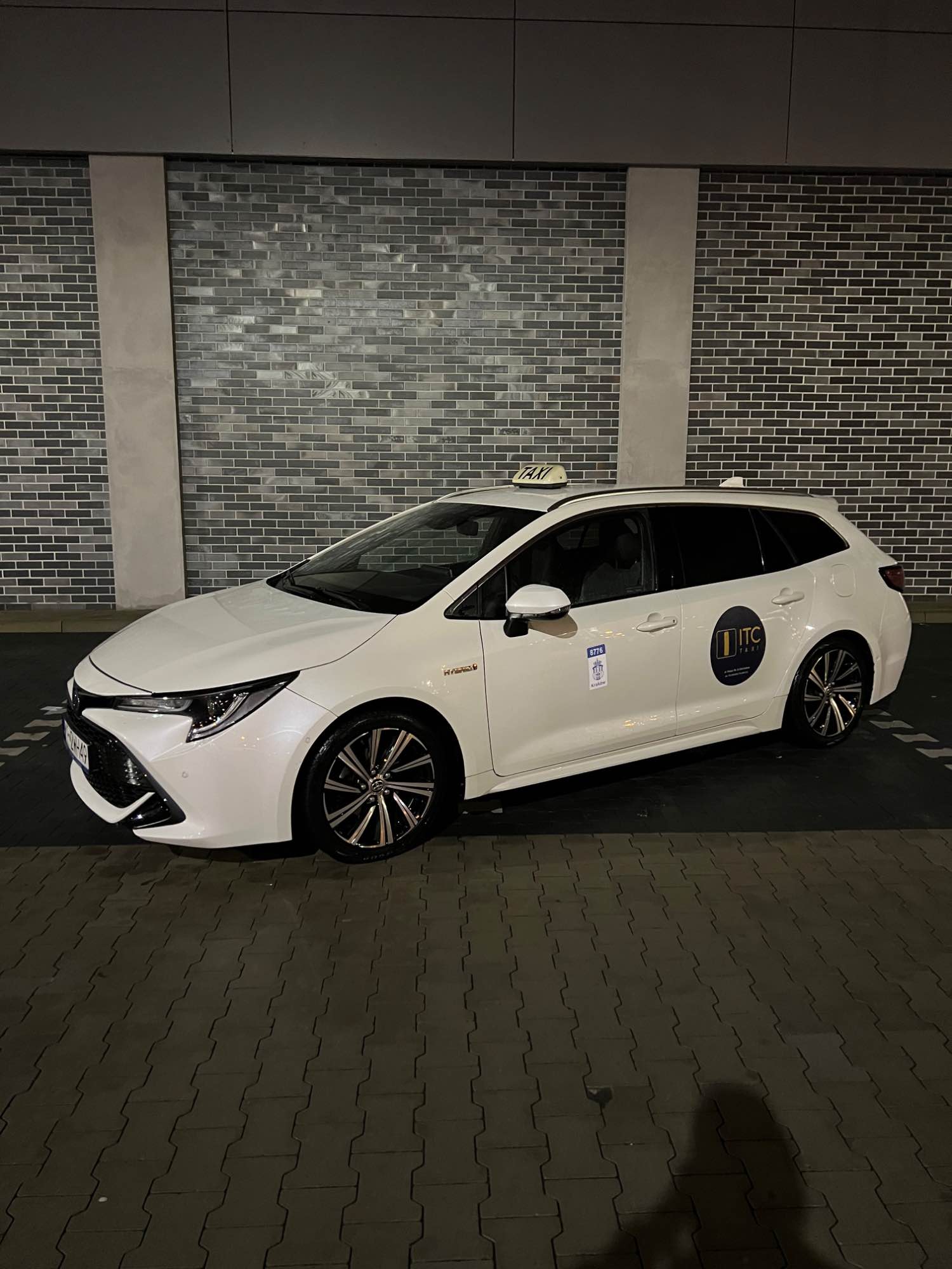 Kierowca kat. B Praca od zaraz KRAKÓW i okolice | przewóz osób Nowa Huta - zdjęcie 1