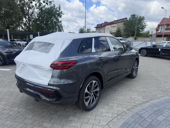 Audi Q5 TDI 204KM quattro S tronic Radom - zdjęcie 4