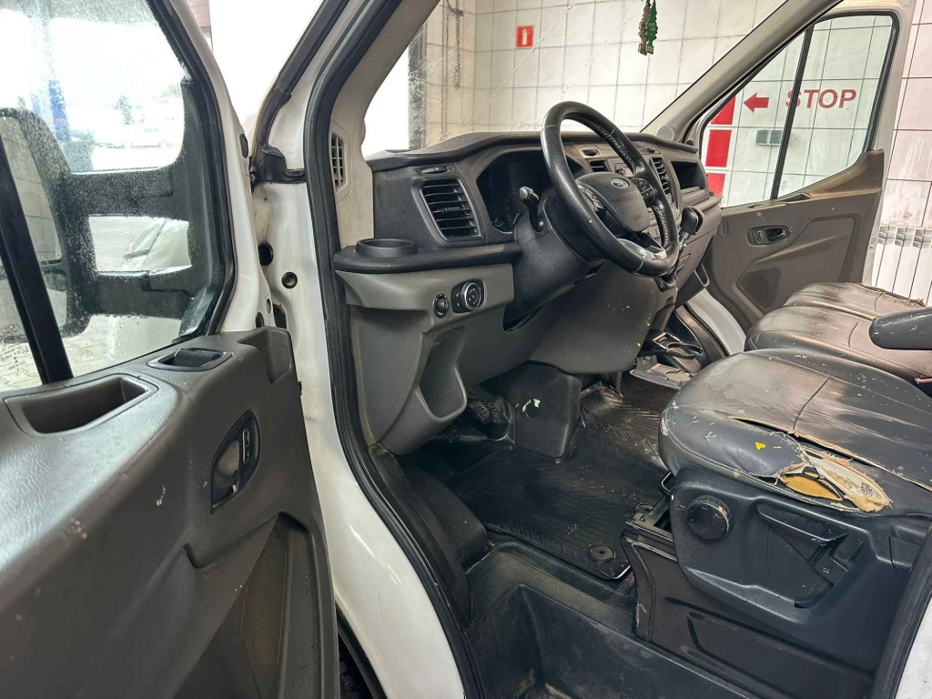Sprzedam samochód Ford Transit z wywrotką 2.0 diesel z 2019 roku Nowa Huta - zdjęcie 6