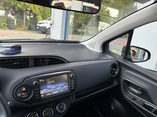 Toyota Yaris 1.5 Kamera, Podgrzewane fotele Tarnowskie Góry - zdjęcie 12