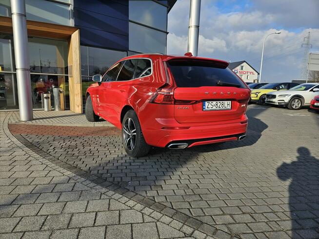 SPRZEDAM Volvo XC60, 2.0D, D3, 150 KM, R-Design, 2018r.,170 Włocławek - zdjęcie 3