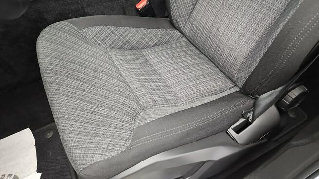 Volvo XC 60 B4 B Core aut ! Z Polskiego Salonu ! Faktura Vat ! Warszawa - zdjęcie 12