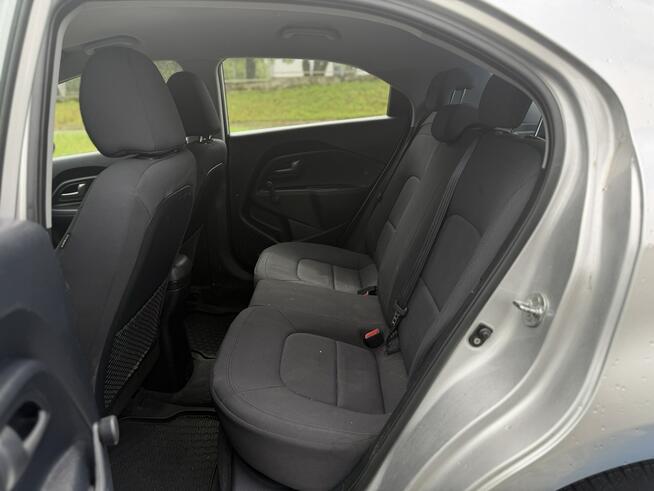 Kia Rio 1.4 (109KM) salon PL Łódź - zdjęcie 7