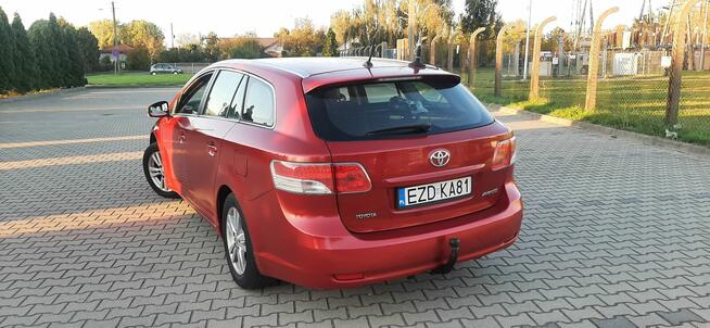 Toyota Avensis 2009 r. 2.0D4D Zduńska Wola - zdjęcie 3