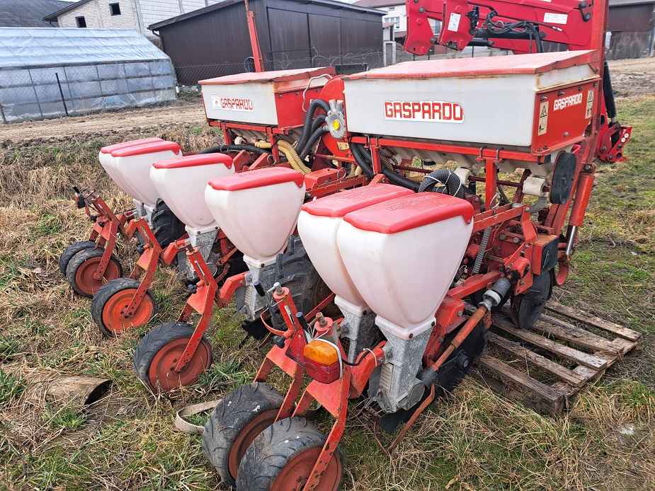 siewnik do kukurydzy gaspardo/ talerzowy Tybory-Jeziernia - zdjęcie 1