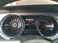 Ford Mustang / 3.7 305KM / Bogate wyposażenie / Niski przebieg / Tarnów - zdjęcie 9