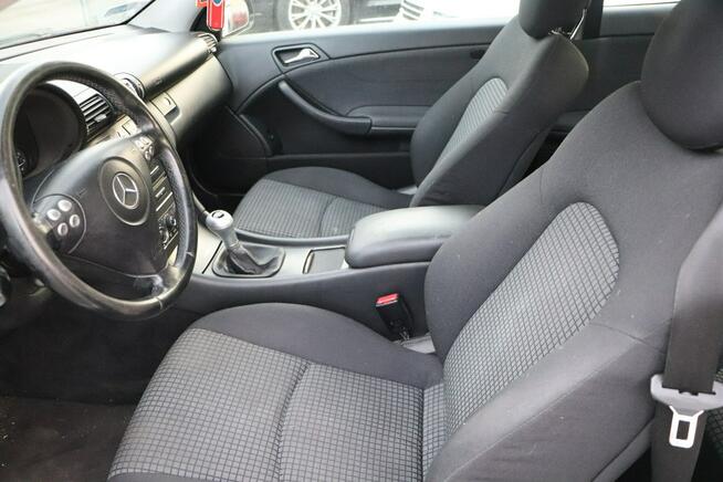 Mercedes C 180 6-bieg,serwis,podgrzewane fotele,klima,zarejestrowany Opole - zdjęcie 9