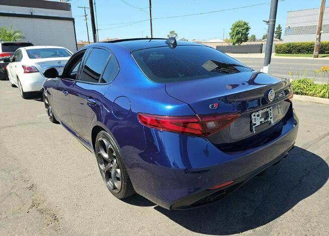 Alfa Romeo Giulia Wersja Ti / Bardzo zadbany / niski przebieg Wrocław - zdjęcie 5