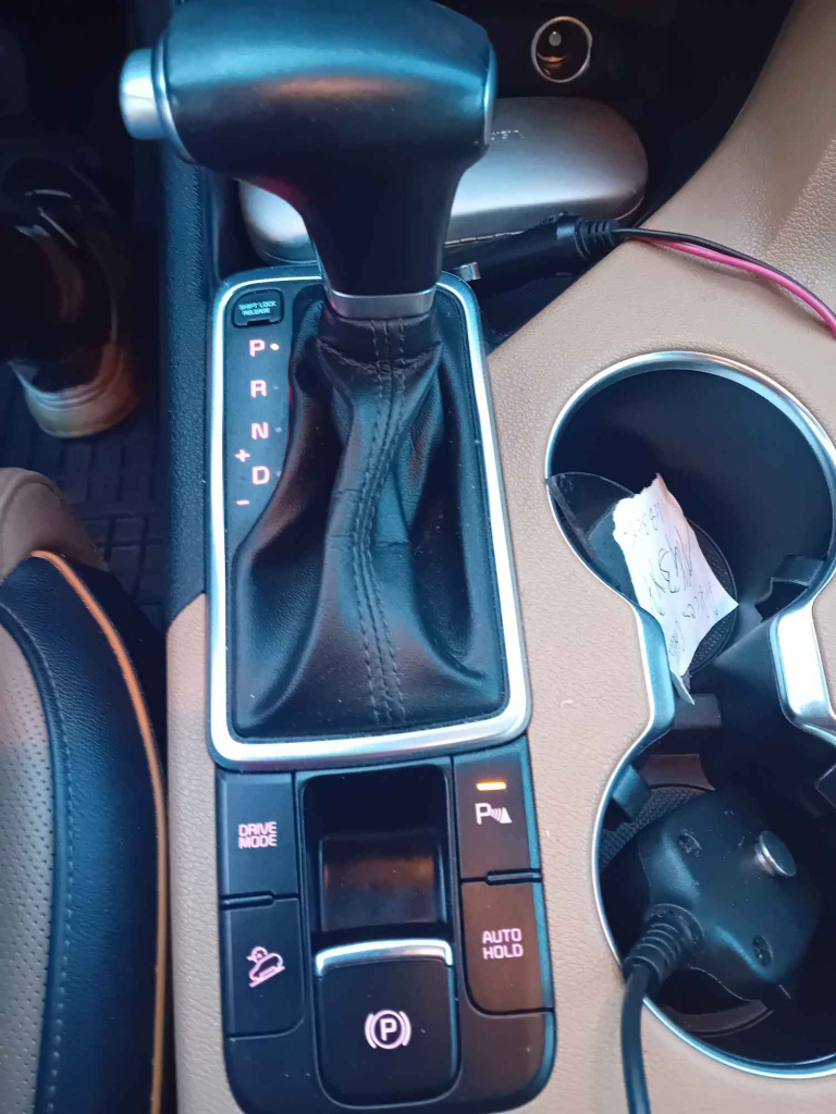 Sprzedam Kia sportage Zwoleń - zdjęcie 6