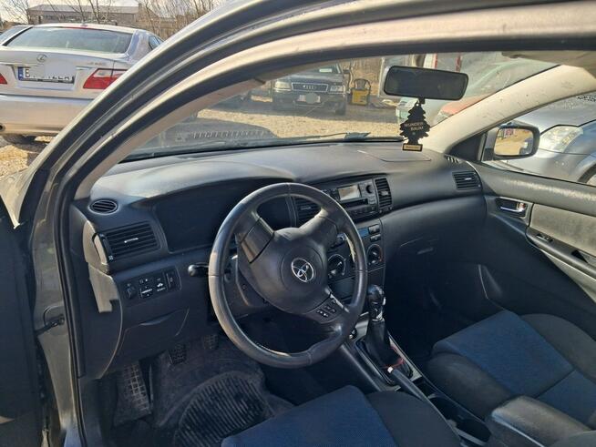 Toyota Corolla 1.6 benzyna Sportschau Edition ładna Tanei Auta Fasty Fasty - zdjęcie 9