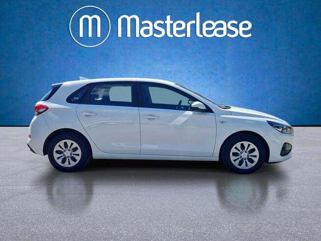 Hyundai i30 1.5 DPI Classic + ! Z polskiego salonu ! Faktura VAT ! Warszawa - zdjęcie 4