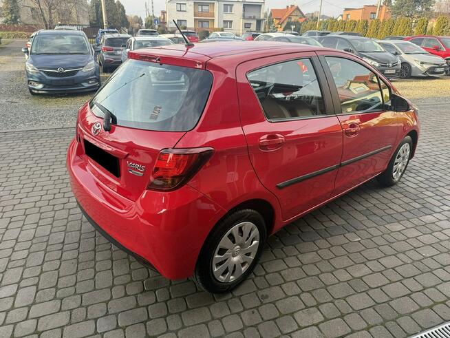 Toyota Yaris !! Rezerwacja !! Orzech - zdjęcie 6