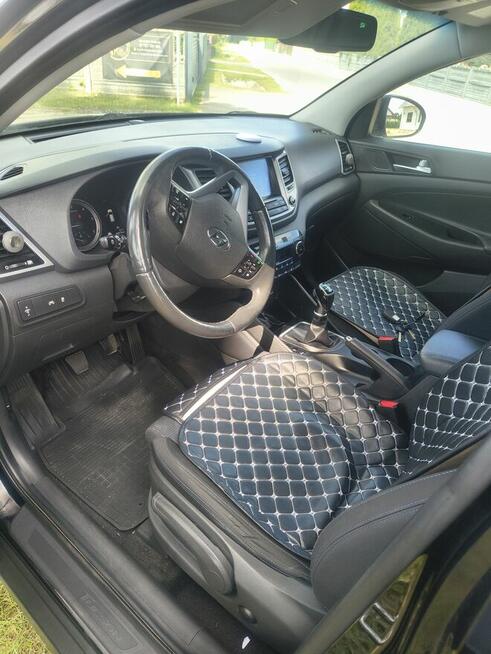 Sprzedam Hyundaia Tusona Rojów - zdjęcie 5
