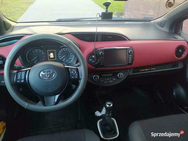 Toyota Yaris Selection 1.5 benzyna salon Polska prywatny Nowa Sól - zdjęcie 8