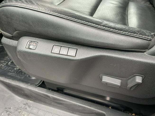 Toyota Proace Verso VIP Skóra Pamięć Fotele kapitańskie HAK Gliwice - zdjęcie 12