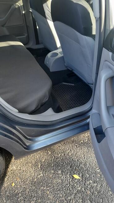 Sprzedam VW Jetta Trendline 1.6 FSI Zabrze - zdjęcie 7