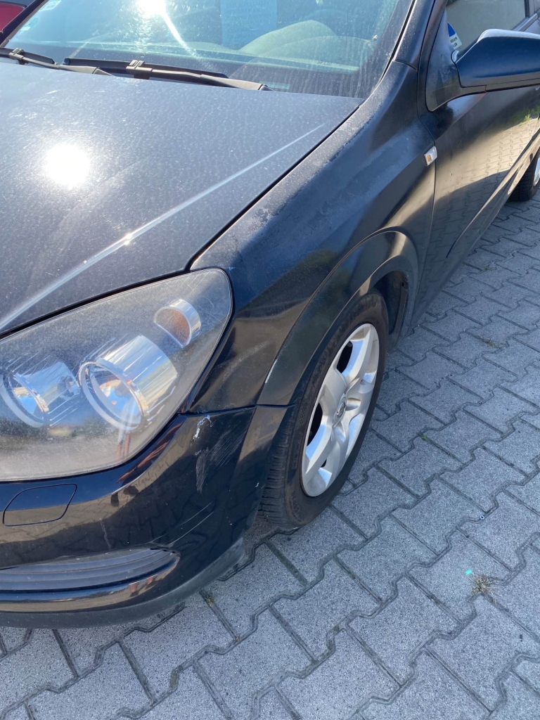 Opel Astra Słupca - zdjęcie 4