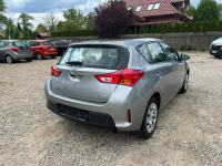 Toyota Auris 1,3 Benzyna 2014r 99KM Białogard - zdjęcie 6