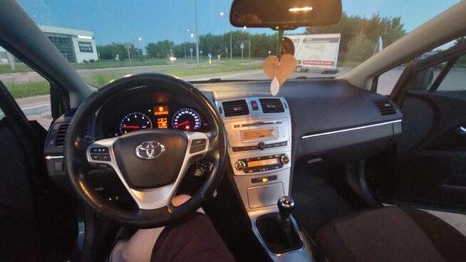 Toyota Avensis T27 D-4D 2.0 2015 Okazja! POLSKI SALON Łomża - zdjęcie 6