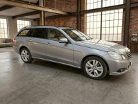 Mercedes E 220 LED Szyberdach Skóry stan bdb Kraków - zdjęcie 9