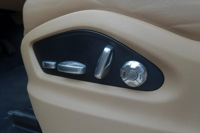 Salon Polska! Pakiet Porsche Design! Kamera 360! Pneumatyka! FV 23%! Pęcice - zdjęcie 11