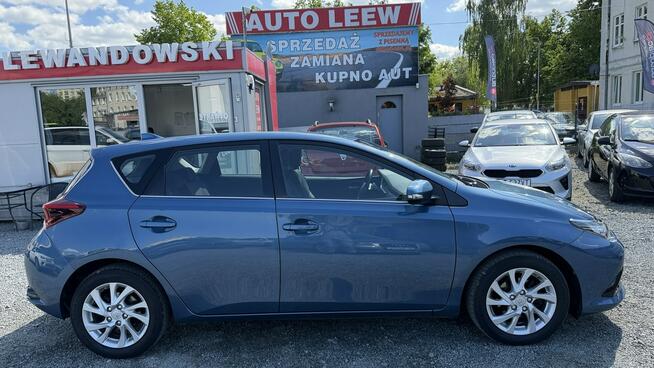 Toyota Auris Benzyna Zarejestrowany Ubezpieczony Elbląg - zdjęcie 4