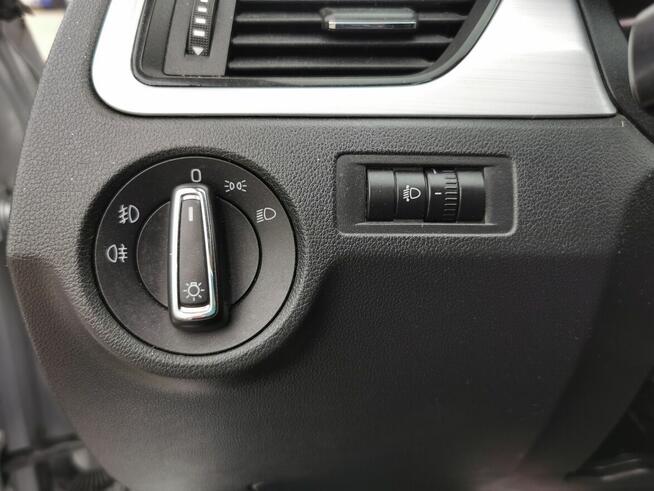 Salon Polska, Spaceback Facelifting 1.0 TSI 95KM, Manual Warszawa - zdjęcie 4