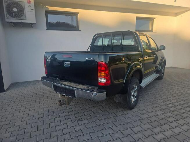 Toyota Hilux 2.5D 4x4 * klima * PDC Raba Niżna - zdjęcie 3