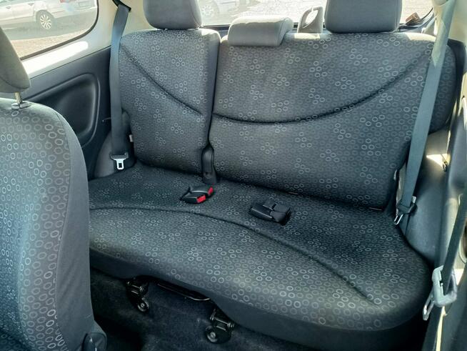 Toyota Yaris 1.0 04r Tarnów - zdjęcie 6