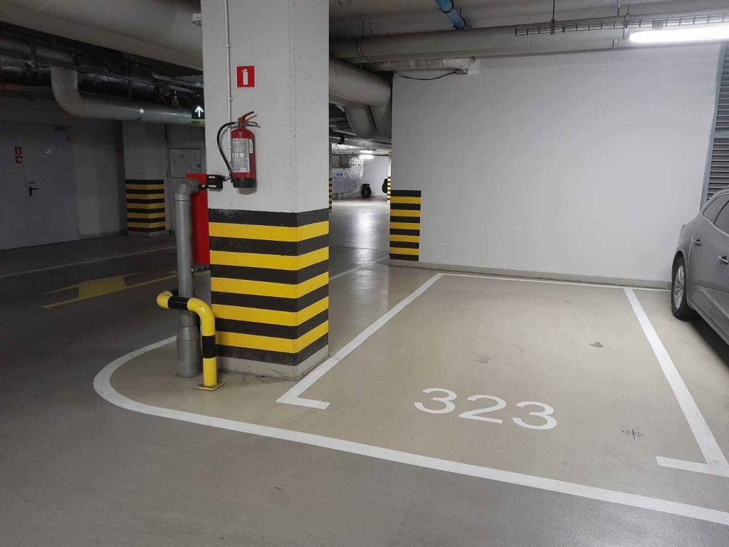 Miejsce w garażu (18 m2) ok. Powstańców Śląskich SKY TOWER (Wrocław) Krzyki - zdjęcie 1
