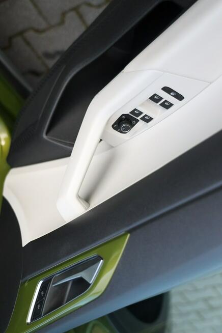 Volkswagen Taigo 1.5 TSI ACT Style DSG, Hak holowniczy fabryczny Tychy - zdjęcie 12