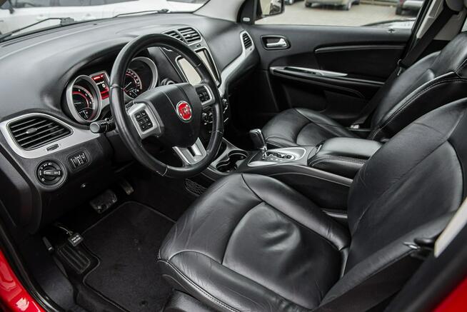 Fiat Freemont Black Code ! 2.0d 170KM Automat AWD 4x4 ! Full Opcja ! Zwoleń - zdjęcie 6