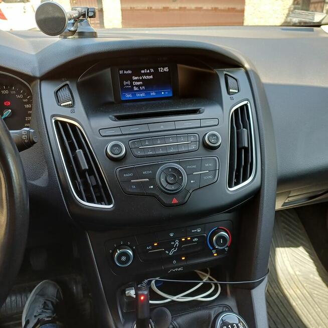 Ford Focus 1.5 Kombi 2016 Katowice - zdjęcie 6