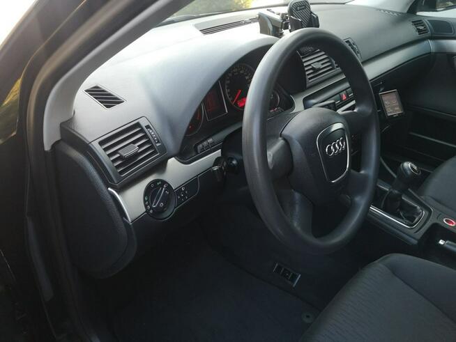 Audi A4 1,8 T 163KM  Klimatronik ALU Nowy rozrząd Gwarancja Strzegom - zdjęcie 12