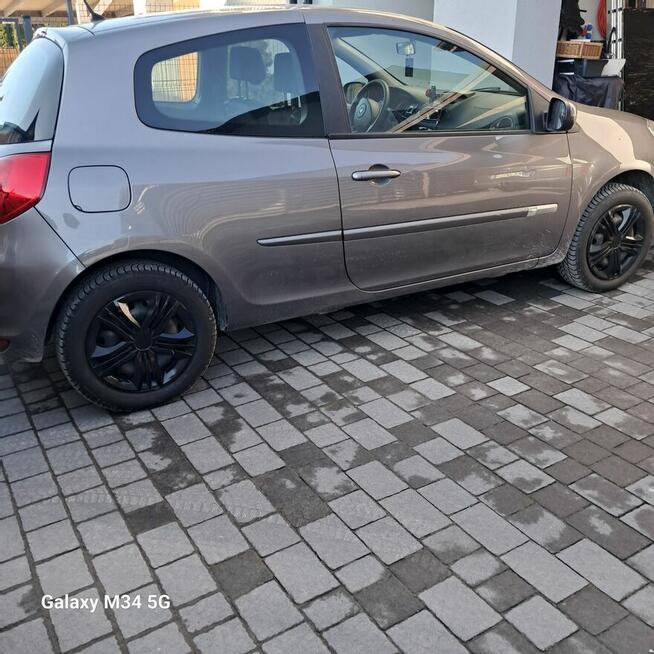 Renault Clio III 1,2 16V 75KM 2013r. (pełna dokumentacja) Śledziejowice - zdjęcie 1