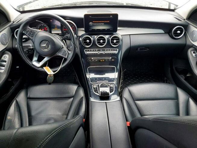 Mercedes C 300 / 4MAtic / niski przebieg / automat / Tarnów - zdjęcie 8